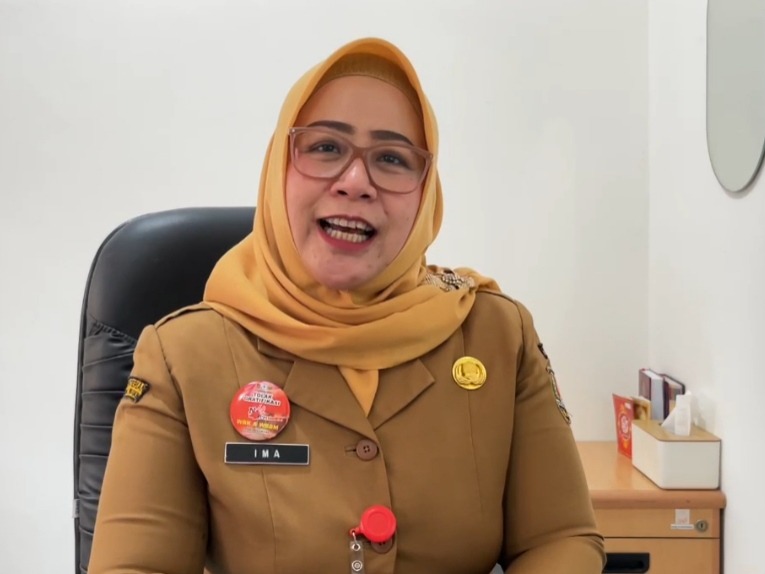 dr. Ima Ariyani