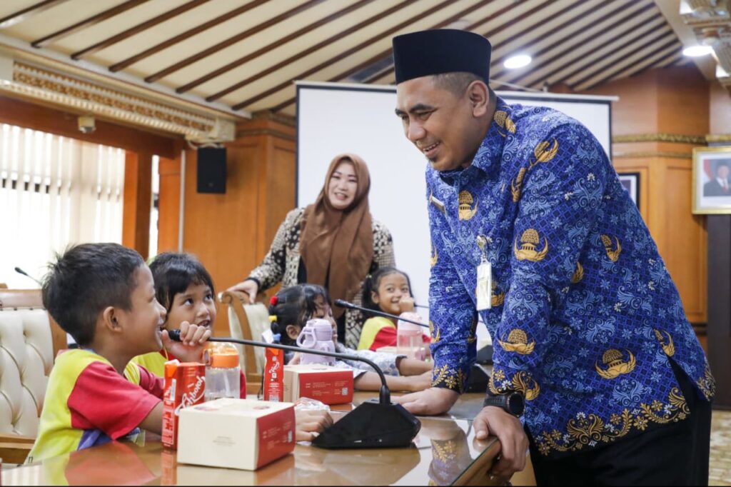 Sejumlah siswa TK PAUD Jemema Islamic School Kota Semarang, saat berkunjung ke kantor Pemprov Jateng, Senin, 18//5/2026. (Humas Pemprov).