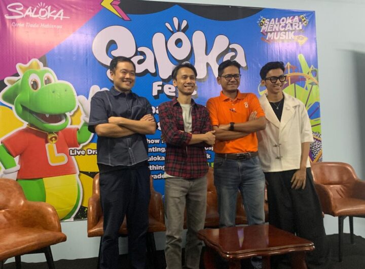 SALOKA MENCARI MUSIK